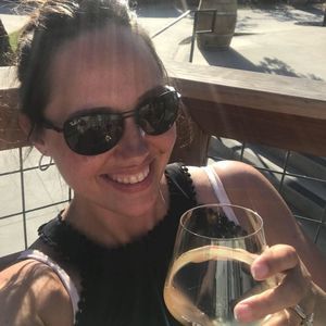 Meet your Posher, Andrea